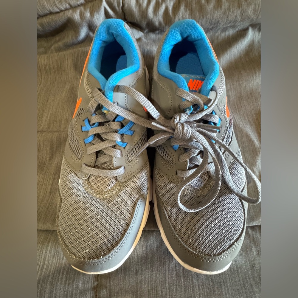 👟 Nike kids shoes never worn 👟